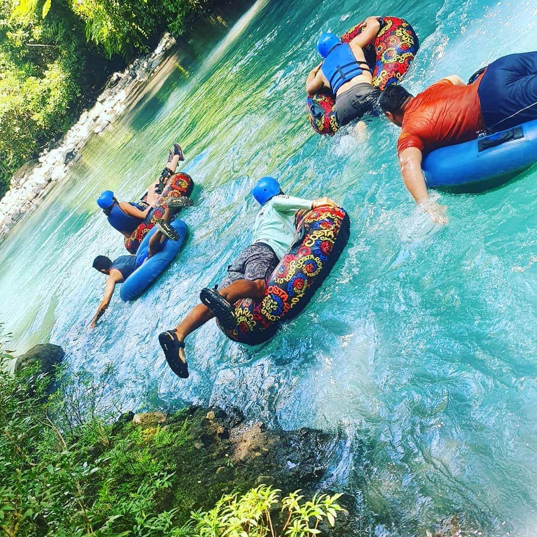 Full Day Waterfall Hike & Tubing